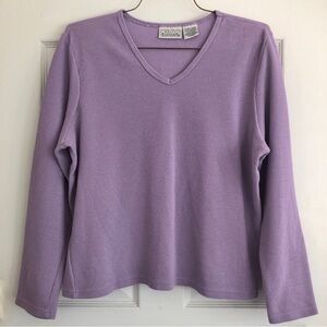 Basic Editions lavender purple v neck sweater size XL